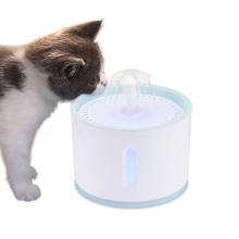 2.4L автоматическая фильтрация фонтанов для кошек с светодиодный USB бесшумный активированный уголь для питья домашних животных 2024 - купить недорого