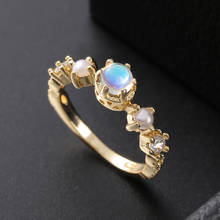 Женское кольцо в стиле бохо с белым кристаллом и лунным камнем, милые золотистые Свадебные Кольца для женщин, роскошные маленькие круглые обручальные кольца 2024 - купить недорого