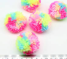 Pompones de hilo de pompones, medio, 5cm (2 pulgadas), varios colores rosa, Amarillo, Azul, neón, 60 uds. 2024 - compra barato