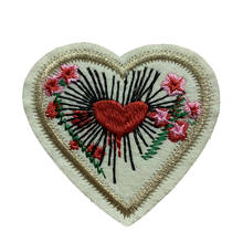 Apliques bordados em ferro em coração floral 5 tamanhos coração remendo floral bordado para roupas jaqueta acessório de decoração faça você mesmo 2024 - compre barato
