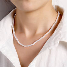 Gargantilla de perlas redondas pequeñas clásicas simples para mujer, Collar de cadena de clavícula, Collar de perlas blancas, joyería de boda de Color dorado 2024 - compra barato