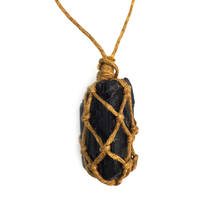 Черный турмалиновый кулон Натуральный Необработанный камень ручной работы веревочное ожерелье кристалл лечебные подвески 2024 - купить недорого