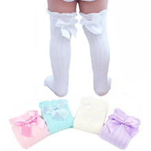 Гольфы для новорожденных летние тонкие мягкие хлопковые носки с сеткой для малышей милый кружевной бант для маленьких девочек длинные носки без пятки 2024 - купить недорого