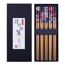 Juego de cinco pares de palillos de bambú estampado Natural, vajilla reutilizable de estilo japonés, palitos de Sushi antideslizantes con forma de gato de la suerte, 22,5 cm 2024 - compra barato