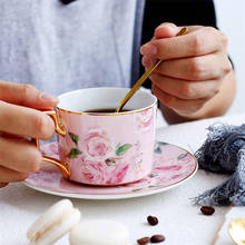 Taza de café de cerámica rosa de Phnom Penh, juego de tazas y platillos de té de flores para el hogar, taza de leche Simple con cuchara, moda europea 2024 - compra barato