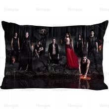 Funda de almohada de Vampire Diaries, 45x35cm (un lado), funda de almohada rectangular con cremallera, estampado brillante para boda, funda de almohada decorativa 2024 - compra barato