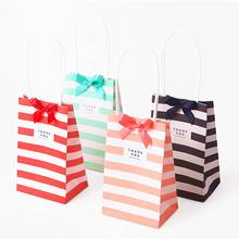 Bolsas de papel Kraft con rayas cruzadas para fiestas, bolsa de caramelos con asa, suministros para envolver regalos, 10 piezas, TJM9208 2024 - compra barato