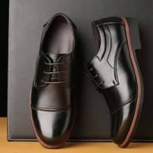 Sapatos masculinos de couro brogue dividido, sapatos clássicos artesanais com cordões para trabalho, casamento, cor marrom, 2019 2024 - compre barato