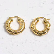 Популярный бренд, высокое качество, золотой цвет, Пресноводный Жемчуг, маленький размер, серьги-кольца для женщин (DJ1383) 2024 - купить недорого