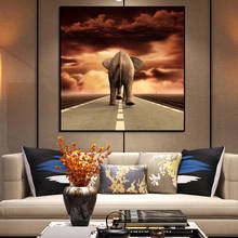 Cuadro de Animal de elefante caminando por la carretera, lienzo de pintura, arte de pared, Cuadros, sala de estar nórdica, decoración del hogar, póster e impresiones 2024 - compra barato