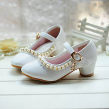 Sapatos de couro para meninas com salto alto, calçado com pérolas brancas para estudantes primavera outono 2024 - compre barato