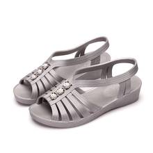 Women Clogs Jelly Sandals Non-slip 2021 Summer Female Flat Slippers Peep Toe Shoes Lady Girls Cool Hollow EVA Garden Sandals 2024 - buy cheap