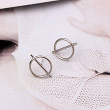 Pendientes de perlas de imitación de metal para mujer, aretes geométricos de pétalos, simples, joyería de moda llamativa, regalos 2020 2024 - compra barato