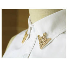 Broche de camisa estilo palácio vintage, triângulo, colarinho, para homens e mulheres, broche de coroa, acessório de joia, emblema 2024 - compre barato