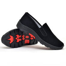 Zapatos de tela transpirables y ligeros para hombre, zapatillas clásicas informales, resistentes al desgaste, color negro 2024 - compra barato