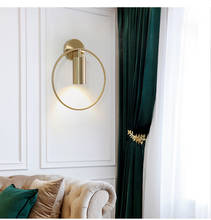 Современная световая Роскошная медная настенная лампа с фоновой стеной, прикроватная лампа для коридора, дизайнерская круглая настенная лампа для спальни, гостиной 2024 - купить недорого