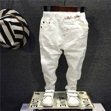Calça jeans casual rasgada para garotos, calça de cowboy 24-6t para primavera e outono para crianças 2024 - compre barato