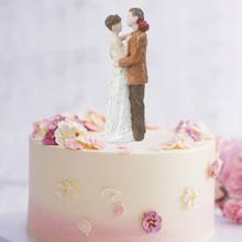 Статуэтка жениха и невесты из смолы, украшение для свадебного торта, украшение для подарка 2024 - купить недорого