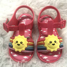 Новинка 2021, летние сандалии Mini Melissa для девочек, детские мягкие радужные облачные сандалии-желе, детская пляжная обувь принцессы MN050 2024 - купить недорого