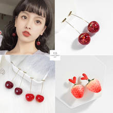 Pendientes coreanos de imitación de cereza para mujer y niña, aretes largos rojos bonitos de pétalos de fresa y fruta, joyería de tendencia 2020 2024 - compra barato