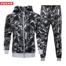Fgkks camuflagem esportiva masculina, conjunto de 2 peças de agasalho com capuz, moletom + calça, pulôver, roupa esportiva masculina casual 2024 - compre barato
