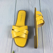 2021 verão novas sandálias planas femininas moda cor sólida ao ar livre sapatos de praia chinelos plus size 41 2024 - compre barato