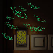 Хэллоуин светящиеся летучие мыши наклейки на стену deacals домашний декор плакат ночник стикер на холодильник флуоресцентная наклейка настенные наклейки с росписью 2024 - купить недорого