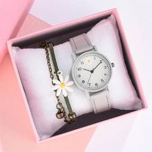 Exquisitos relojes de flores a la moda para mujer, relojes de pulsera elegantes con diseño de margaritas, reloj de cuero de cuarzo femenino con número Simple, 2020 2024 - compra barato