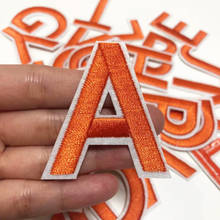 1 pçs letras laranja costurar no remendo bordado alfabeto apliques de ferro em letras remendos de nome diy para roupas 2024 - compre barato