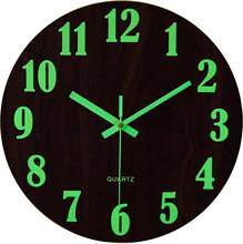 Relógio de parede de madeira número luminoso pendurado relógios silencioso escuro brilhante relógios parede moderna decoração para sala estar 2024 - compre barato