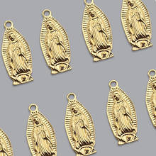 Colgante de aleación de Zinc de la Virgen María, 30x13mm, retrato de Metal de Color dorado, monedas, Charm para DIY, accesorios para hacer collares, 10 Uds. 2024 - compra barato