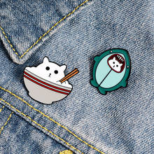 Broche de camisa de gato lindo de tiburón para mujer, broche de esmalte de dibujos animados de nuevo diseño de moda, broche de bolso, insignia de regalo 2024 - compra barato