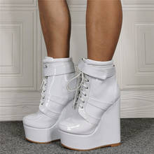 Botines con plataforma alta para mujer, botas de combate estilo gótico Punk, de cuero blanco brillante, con hebilla y Correa, para invierno 2024 - compra barato