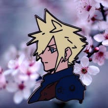 Pin esmaltado Final Fantasy VII Cloud Strife 2024 - compra barato