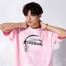 Camiseta de Hip-Hop para hombres y mujeres, ropa informal japonesa de algodón con estampado de Bad Bunny, color rosa, alta calidad 2024 - compra barato