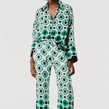 ZXQJ 2021 Модные женские свободные блузки с принтом в стиле пэчворк винтажные женские рубашки с длинным рукавом на пуговицах шикарный топ 2024 - купить недорого