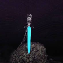 Мужской классический светящийся в темноте меч кошка змея кулон ожерелье в стиле панк для мужчин ожерелья Модные Ювелирные изделия Подарки 2020 2024 - купить недорого