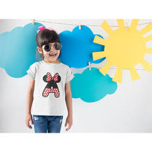 Новый Модный комплект с Минни с английскими буквами для детей футболки с рисунками из мультфильмов для маленьких девочек; Летняя рубашка с коротким рукавом повседневного образа; О-образный вырез; Детская футболка 2024 - купить недорого