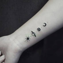 Водостойкая временная татуировка-наклейка, солнце, луна, планета, тату флэш-тату, поддельные татуировки для детей, мужчин, женщин 2024 - купить недорого