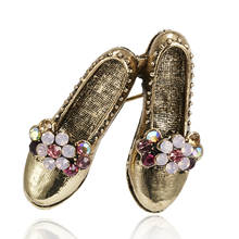 Rinhoo-broches de diseño creativo para mujer, con forma de zapato, broche Vintage con diamantes de imitación, bonito regalo, broche de cristal 2024 - compra barato