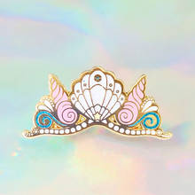 Pin de esmalte duro con forma de corona de sirena, broche de medalla de concha y Perla Kawaii, regalo único 2024 - compra barato