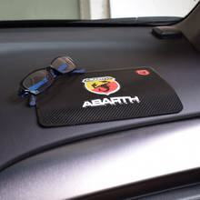 Accesorios de coche para Abarth 500, Fiat 500c, 500l, Punto Stilo Palio, Panda 124, 595, 695, 600, alfombrilla antideslizante, almohadilla de almacenamiento de llaves de teléfono 2024 - compra barato