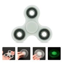 Brinquedo fidget tri fidget girador de dedo híbrido cerâmica rolamento edc bolso presente para o miúdo adhd adultos brilhante luminosa aliviar o estresse 2024 - compre barato