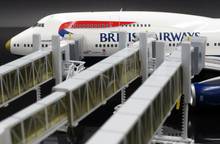 Puente de abordaje de pasajeros para Airbus A380 B747, 1:200, canal único/doble, modelo de avión de cuerpo ancho y estrecho, juguete de avión 2024 - compra barato
