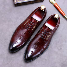 Sapato masculino de couro legítimo com estampa de crocodilo, calçado estilo britânico da moda para negócios, sapato ponteagudo com cadarço, novo, 2020 2024 - compre barato