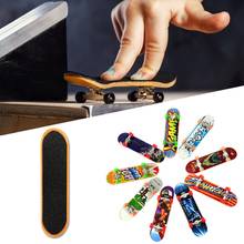 1 Pcs Mini Fingerboard Finger Skateboards Toy Set For Children's Birthday Gift Board Game Finger Skateboard Toy Set 2024 - buy cheap