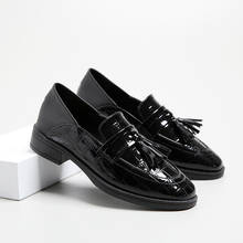 Japanned sapatos femininos de couro, mocassins de franjas, crocodilo, slip-on, sapatos para mulheres, preto, borla, mocassins 2024 - compre barato