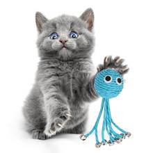 Brinquedo interativo para gatos, tecido por corda de papel, resistente a arranhões, brinquedo para animais de estimação, com sino para moagem 2024 - compre barato