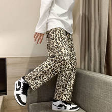 Pantalones informales con estampado de leopardo para hombre, ropa de calle Harajuku, de pierna ancha, holgados y rectos, moda coreana, novedad de primavera 2024 - compra barato