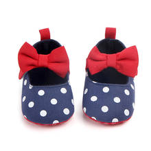 Sapatos de bolinhas para meninas, sapatos para bebês recém-nascidos e bebês de princesa f165 2024 - compre barato